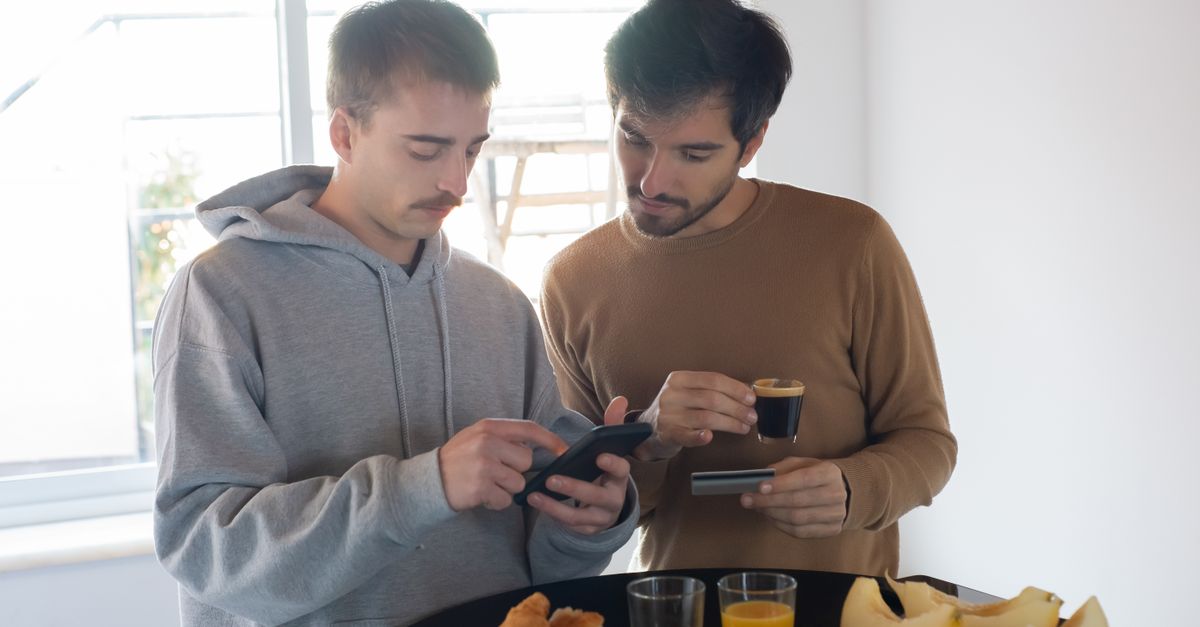 découvrez les avantages et les inconvénients des cartes de titres-restaurant pour mieux gérer vos repas au quotidien.