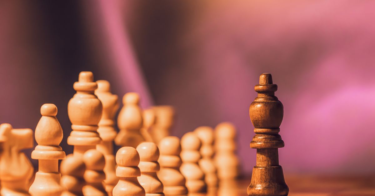 découvrez ce qu'est un concurrent indirect, comment il influence votre marché et les stratégies pour vous démarquer.