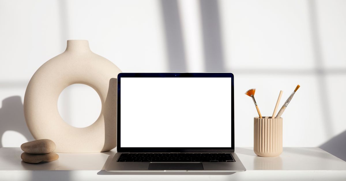 Accueil 10 découvrez nos mockups professionnels pour présenter vos créations de manière réaliste et attrayante. idéal pour les designers et marketeurs souhaitant valoriser leurs projets visuels.
